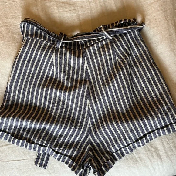 Forever 21 High Rise Linen Paper bag Striped Shorts⛴️ - Picture 6 of 6
